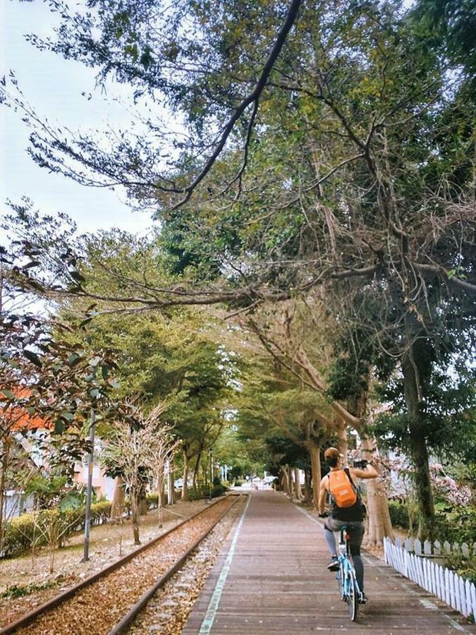 Cong Sen Backpackers Hostel Taitung Bagian luar foto